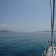 Tussen eilanden in de Zee van Marmara door. Links Ekinlik, rechts T&uuml;rkeli, erachter Marmara zel