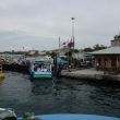 De veerpont over de Gouden Hoorn legt aan in Emin&ouml;n&uuml; bij de Galata Brug