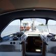We moeten achter de pilotboot met Oekra&iuml;nense officials aanvaren