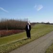 Op de Maasdijk bij natuurgebied Struikwaard, niet ver van de Wilhelminasluis