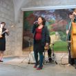 Jazzcombo in Bet Gemal. De manische drummer is net niet te zien