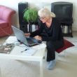 Ans werkt haar e-mail bij