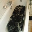 27-02-2016. We wassen de zeilhuik in de badkuip.