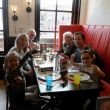 2e Paasdag.Met Floor & Pijke en hun kinderen in Pannenkoekenhuis Fritella aan de Langendijk.