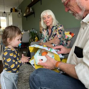 Uiteraard een cadeautje.