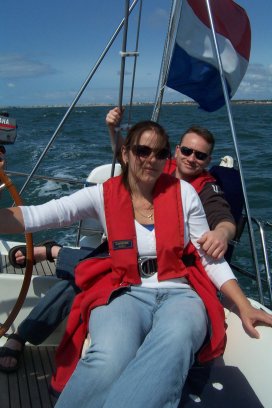 Tessa en Jeffrey op hun eerste zeildag