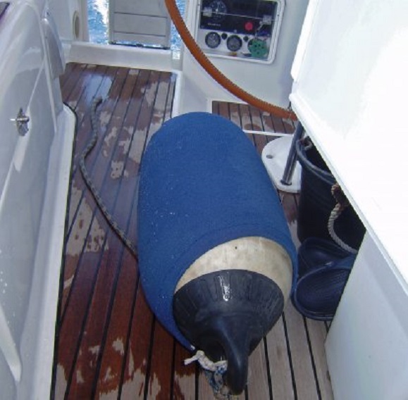 Van Marmaris naar de Fethiye Baai pikken we onderweg een verloren stootwil op