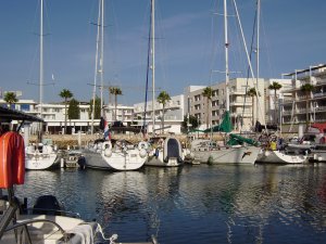 Dulce in de haven van Lagos