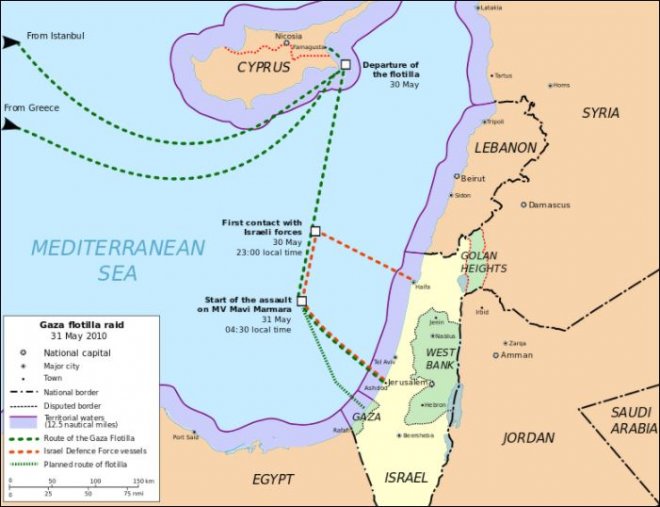 Kaart van de route van het Gaza Freedom Flotilla en van de Israëlische marine in mei 2010. Bron: Wikipedia