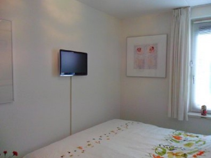 De nieuwe TV op onze slaapkamer heeft nog geen signaal