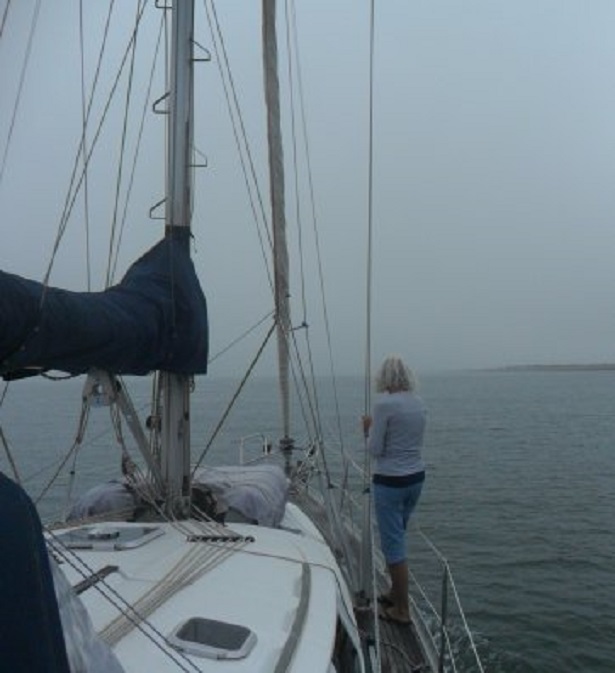 Uitvaart Guadiana in de mist. 'Zie 'je die rode boei al?