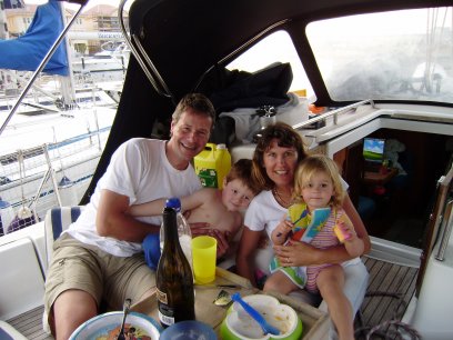 De crew van Seawalk. Sergej, Alec, Isabelle en Katie