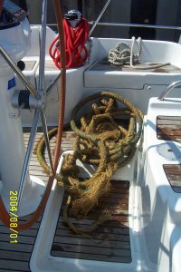 De Tampe, gerafeld en wel, ligt in de kuip