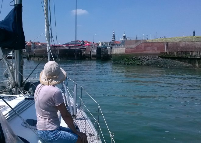 Aanloop van de Michiel de Ruyterhaven in het centrum van Vlissingen.