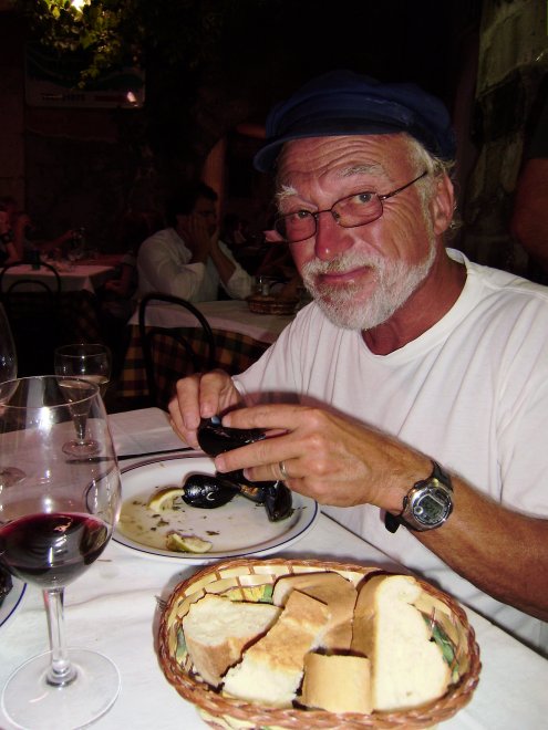 Overheerlijke mosselen, ergens op een binnenplaatsje in Ortigia, de oude vesting van Syracusa