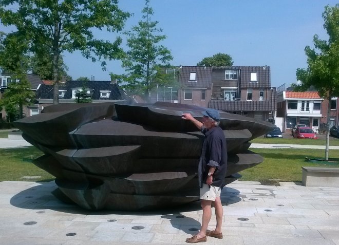 De IJsfontein (2018) van Birthe Leemeijer op de Markt in Dokkum.