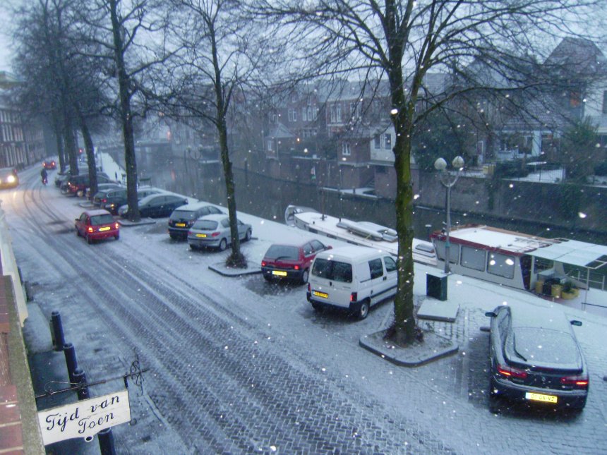 29 november 2010. Sneeuw op de Havendijk, waar we toen woonden.