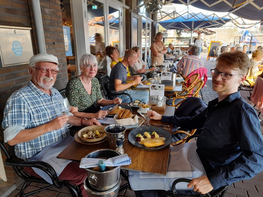 Met Bas bij Restaurant De Dagvisser.