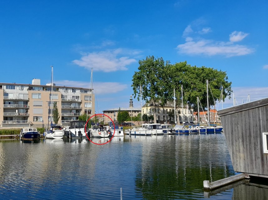 Dulce (cirkel) aan de Maïsbaai in de Buitenhaven van Middelburg.