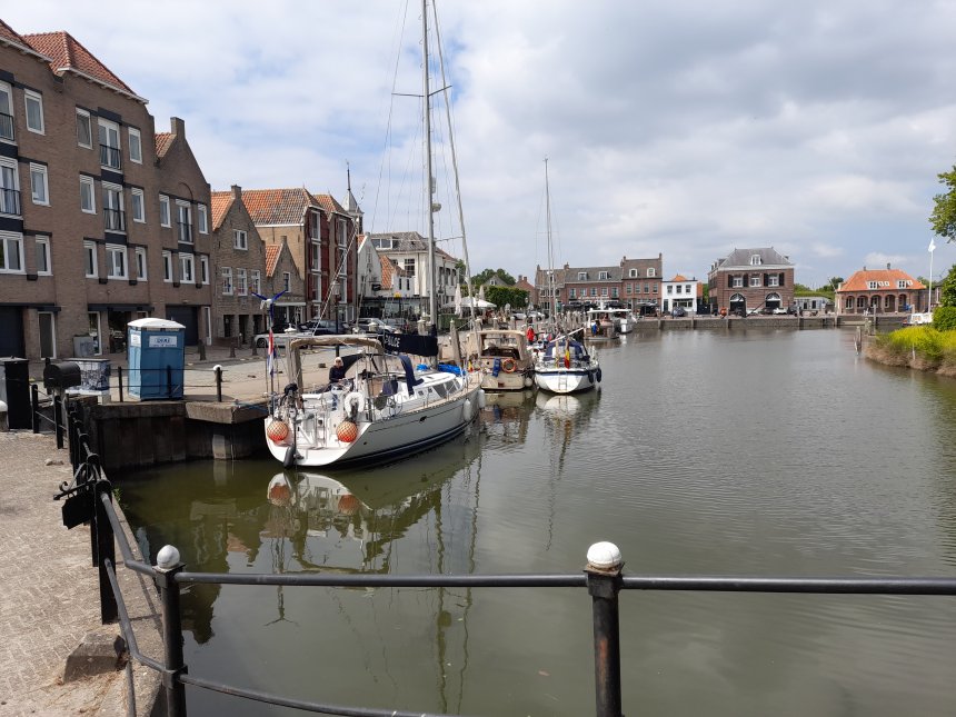 Dulce in de binnenhaven van Willemstad (foto van gisteren).