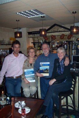 In restaurant La Cantina in Amstelveen met Erik en Caroline van de Passie